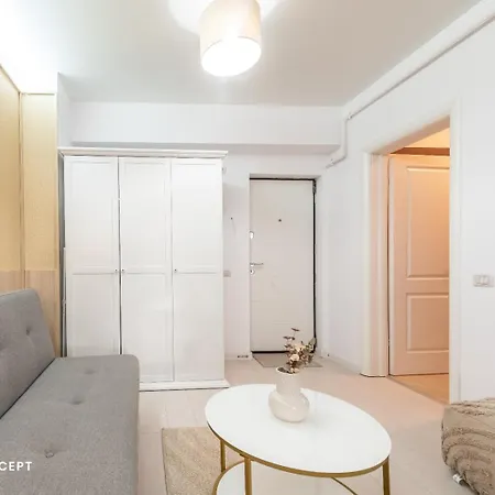 Modern Studio Near Liberty Mall Apartment *