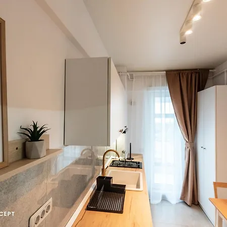 Apartment Xcentral With Balcony