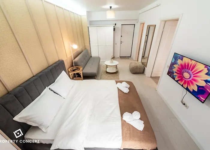 Modern Studio Near Liberty Mall 아파트