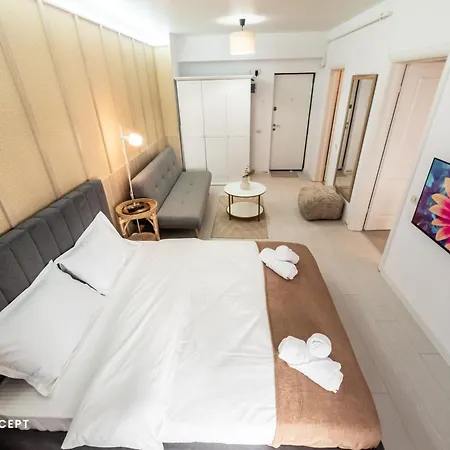 Modern Studio Near Liberty Mall Apartmán