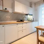 Modern Near Liberty Mall * Бухарест